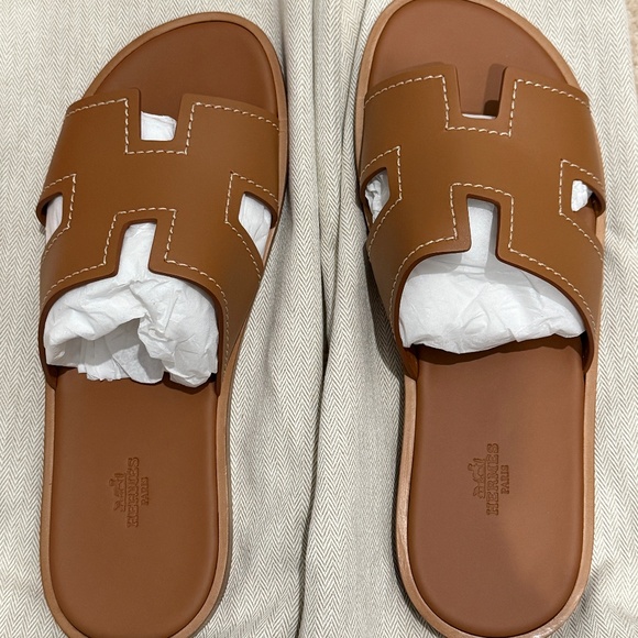 Ltd Ed Hermès Brand New, Unworn Men's Izmir sandals - Natural - Size 44 - Picture 1 of 10